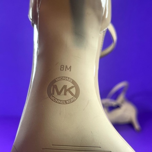 MICHAEL MICHAEL‎ KORS Beige Patent Leather Strappy Sandals Women's Size 8 - Picture 9 of 9